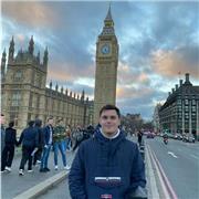 Profesor de inglés apto para cualquier tipo de edades.